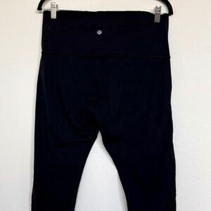 Lululemon Cropped Leggings with Detail